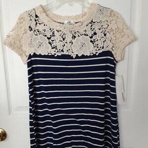 Isela (S) Navy Blue & CreamStriped Tunic w/Embroidered Lace Top & Short Sleeves.
